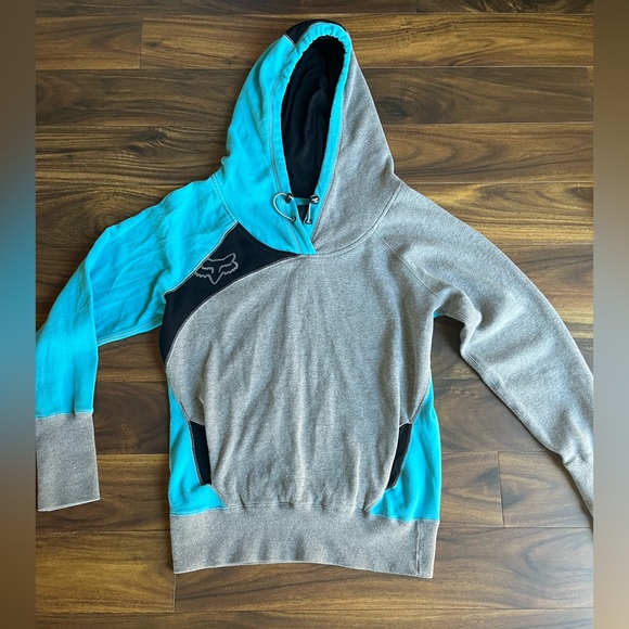 Fox Hoodie Women’s Size Medium - Picture 2 of 2